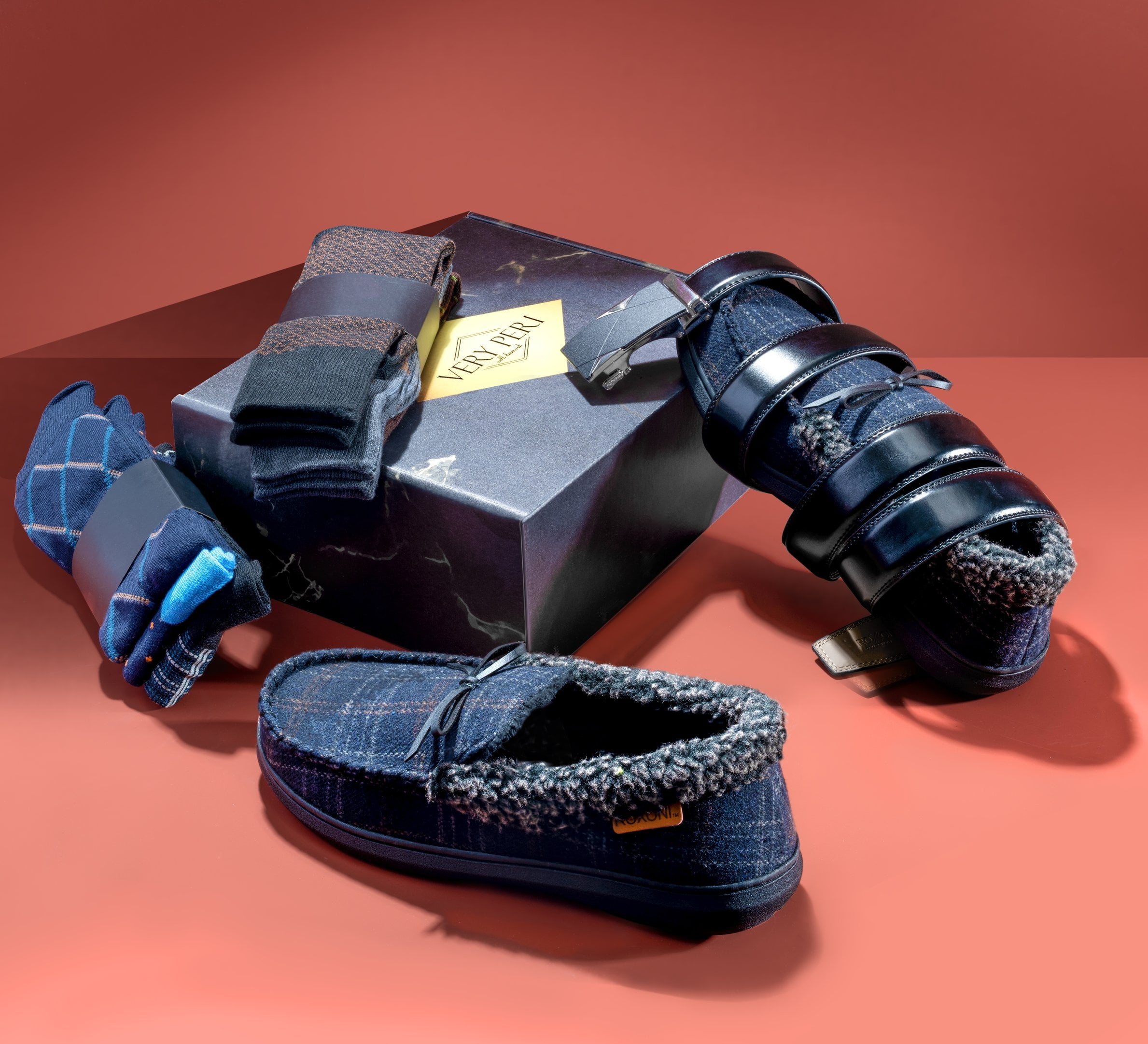 VERY PERI Luxury Curated Gift Box  Men's Pamper Gift Box for Special Occasions  Assorted Gift Box with Slippers, Socks, Belt & Message Gift Card Multi